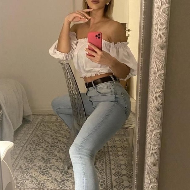 Шлюха Питера Оксана +7(981)136-33-84  метро Владимирская